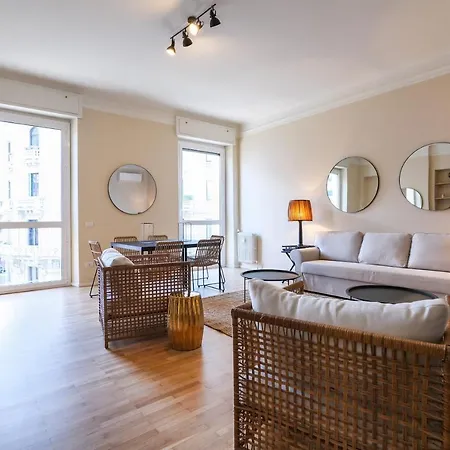 Luxury San Babila Милан